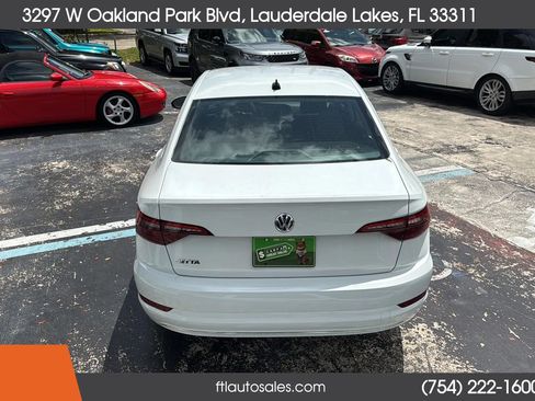 Used 2021 Volkswagen Jetta S w/ Driver Assistance Package FWD image 9
