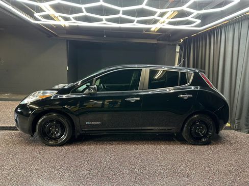 Used 2016 Nissan Leaf S w/ Charger Package FWD image 4