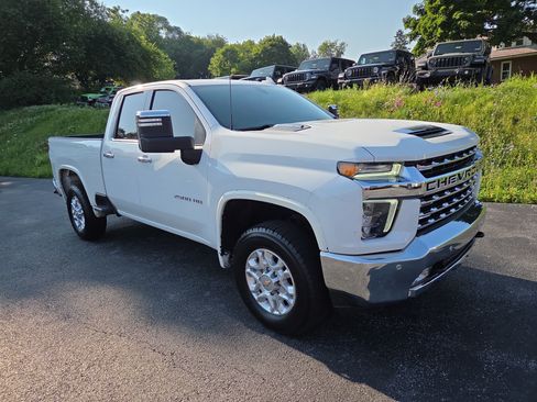 Used 2022 Chevrolet Silverado 2500 LTZ w/ Safety Package AWD/4WD image 1