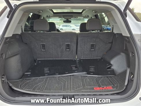 Used 2022 GMC Terrain SLE w/ Driver Convenience Package image 15