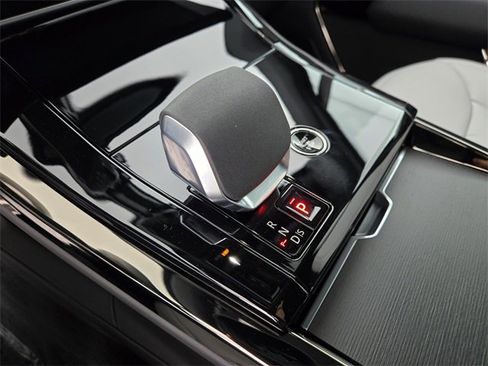 New 2026 Land Rover Range Rover Sport Dynamic SE image 23