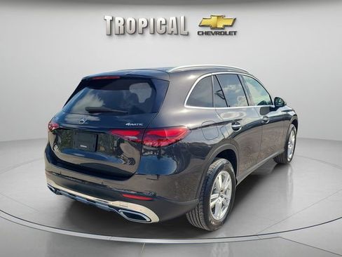 Used 2023 Mercedes-Benz GLC 300 4MATIC image 3