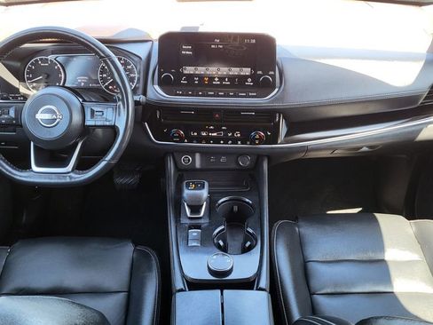 Used 2022 Nissan Rogue SL w/ SL Premium Package image 28