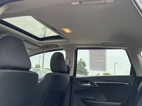 Used 2019 Honda Fit EX image 23