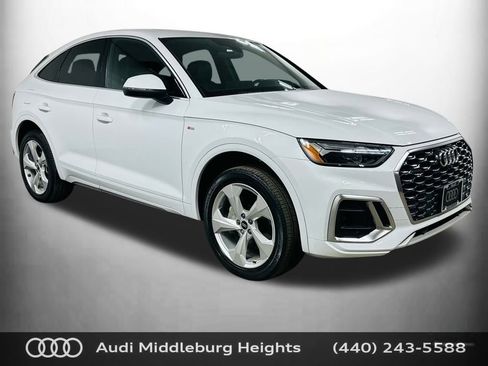 Used 2023 Audi Q5 2.0T Premium w/ Convenience Package image 1