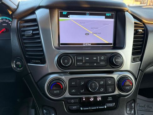 Used 2020 Chevrolet Suburban Premier image 20