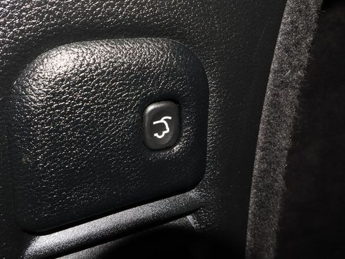 Used 2025 Dodge Durango GT AWD/4WD image 18