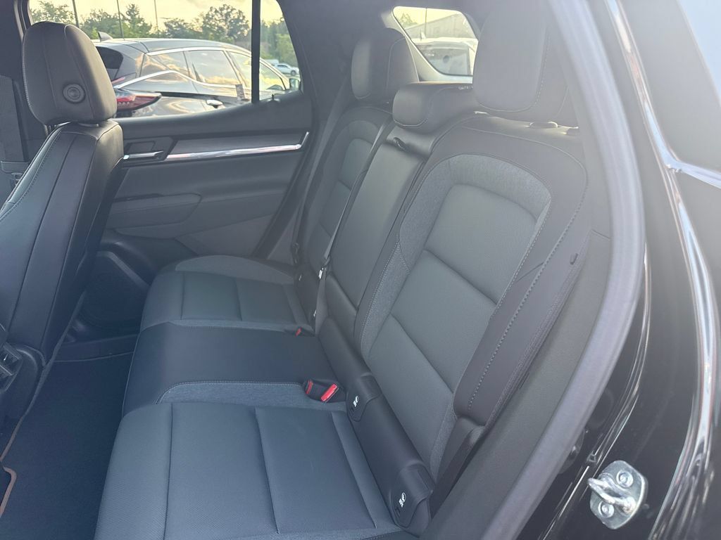 Used 2026 GMC Terrain AT4 AWD/4WD image 14