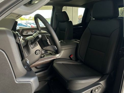 New 2026 GMC Sierra 1500 SLT w/ SLT Premium Package image 11