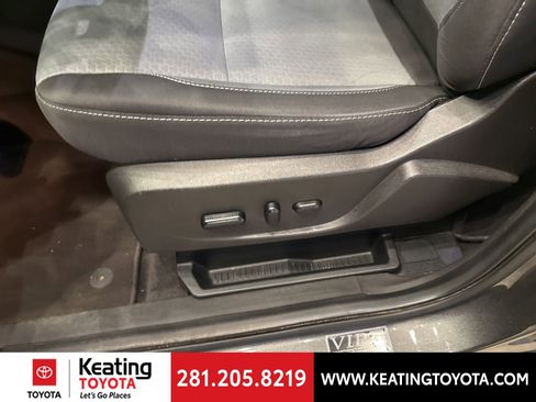 Used 2019 Ford Escape SE FWD image 13