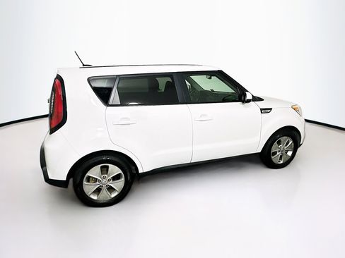 Used 2016 Kia Soul image 10