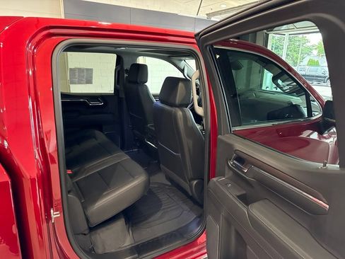 Used 2024 GMC Sierra 1500 SLT w/ SLT Premium Plus Package AWD/4WD image 14