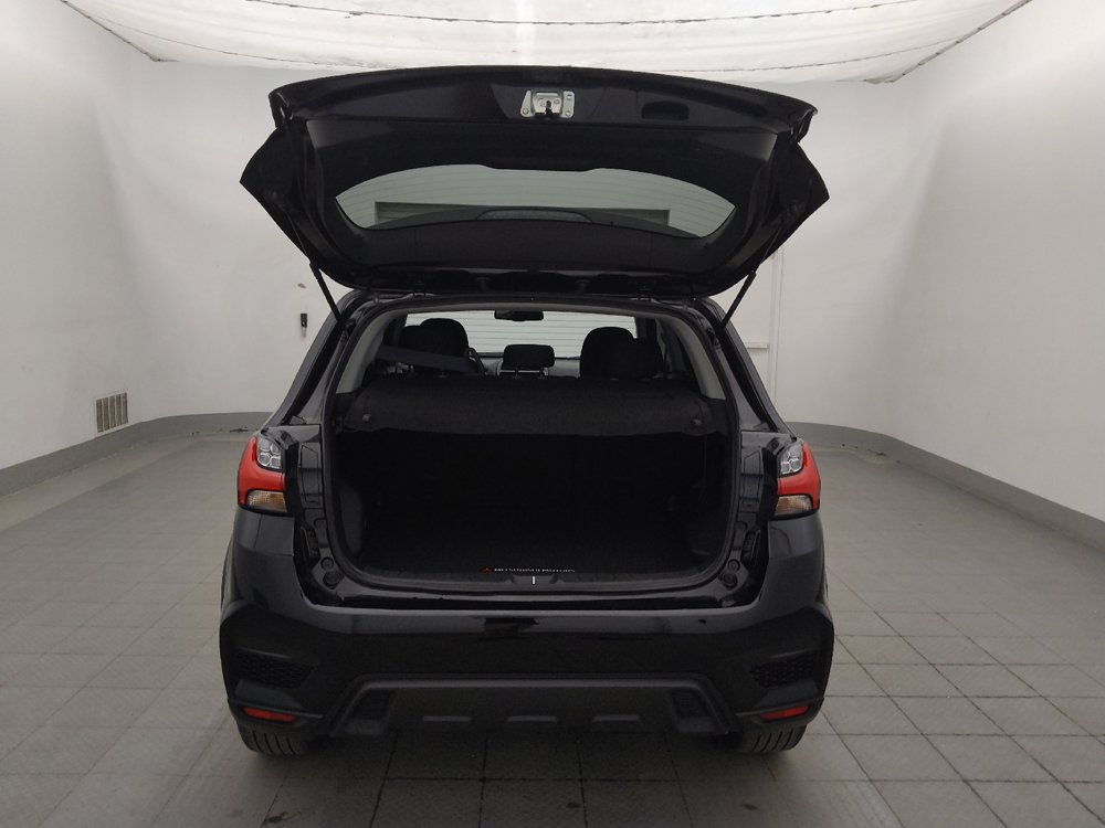 Used 2025 Mitsubishi Outlander Sport LE AWD/4WD image 29