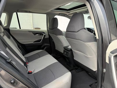 Used 2023 Toyota RAV4 XLE w/ Convenience Package image 10