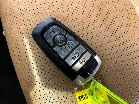 Used 2026 Ford F250 Lariat image 36