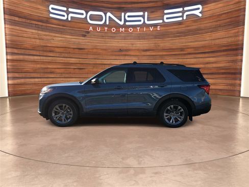 New 2026 Ford Explorer Active w/ Active Comfort Package AWD/4WD image 2