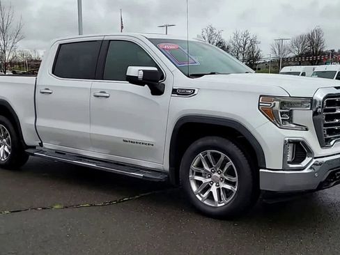 Used 2019 GMC Sierra 1500 SLT w/ SLT Premium Plus Package image 2