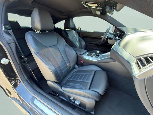 Used 2023 BMW 430i Coupe w/ M Sport Package RWD image 23