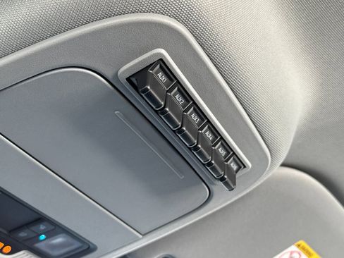 New 2026 Ford F250 XL w/ FX4 Off-Road Package image 29