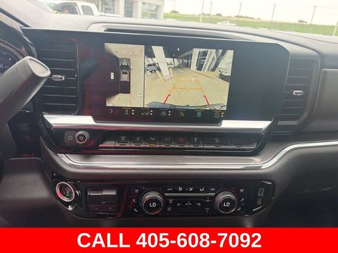 Used 2024 Chevrolet Silverado 2500 High Country w/ High Country Premium Package AWD/4WD image 10