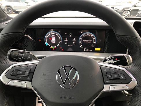 New 2026 Volkswagen Tiguan SE R-Line AWD/4WD image 20