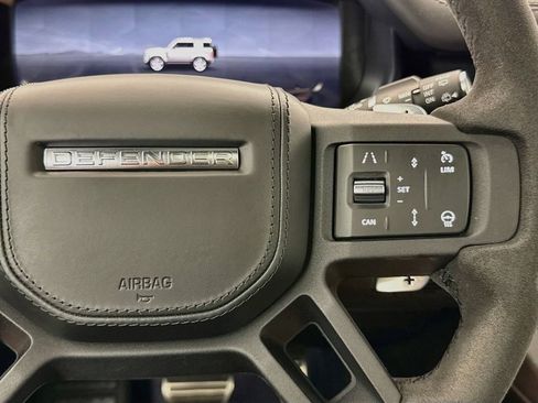 Used 2024 Land Rover Defender 90 V8 AWD/4WD image 14