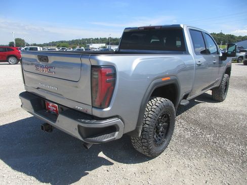 New 2026 GMC Sierra 2500 AT4 AWD/4WD image 5