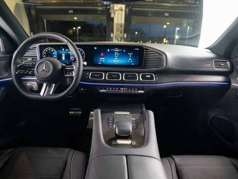 New 2026 Mercedes-Benz GLS 580 GLS 580 image 10