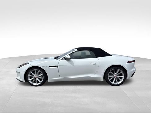 Used 2019 Jaguar F-TYPE Convertible RWD image 34