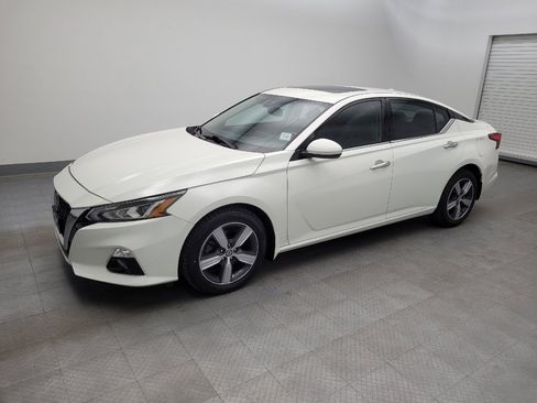 Used 2019 Nissan Altima 2.5 SL image 2