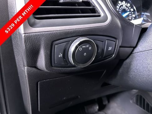 Used 2022 Ford Edge SEL image 18