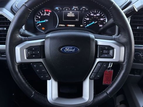Used 2018 Ford F250 Lariat image 12