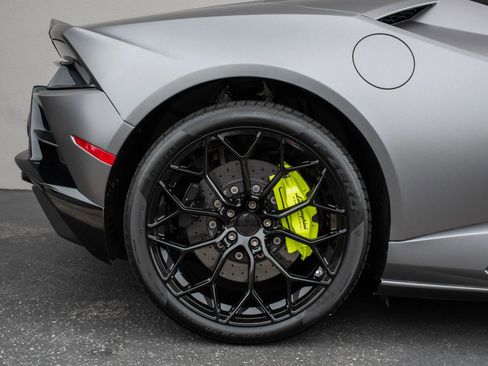 Used 2020 Lamborghini Huracan EVO AWD/4WD image 37