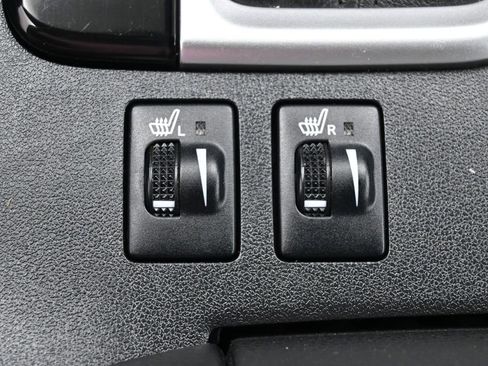 Used 2018 Toyota Highlander SE w/ Protection Package #3 AWD/4WD image 22