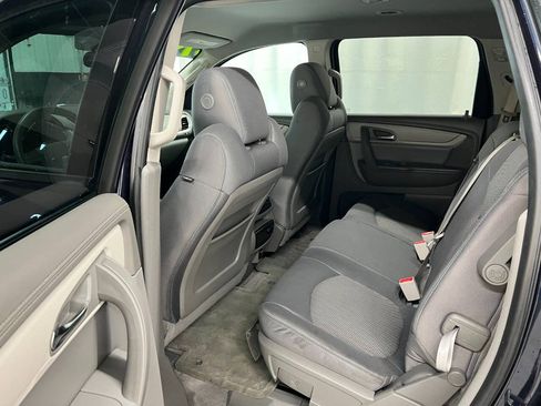 Used 2016 Chevrolet Traverse LS AWD/4WD image 9