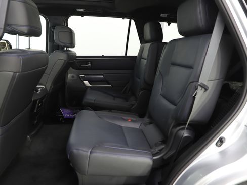 Used 2026 Toyota Sequoia Platinum AWD/4WD image 15
