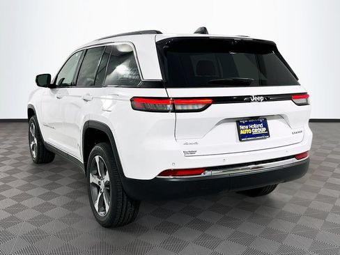 New 2025 Jeep Grand Cherokee Limited w/ Luxury Tech Group II AWD/4WD image 21