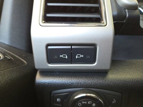 Used 2019 Ford F150 Lariat w/ Equipment Group 502A Luxury AWD/4WD image 48
