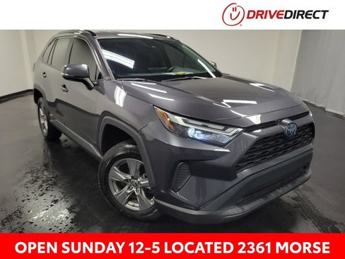Used 2023 Toyota RAV4 LE AWD/4WD image 1