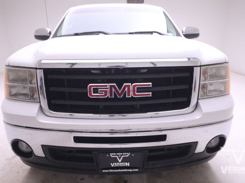 Used 2009 GMC Sierra 1500 SLE w/ Regional Value Package image 7