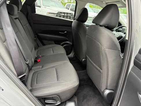 Used 2025 Hyundai Tucson SEL FWD image 20