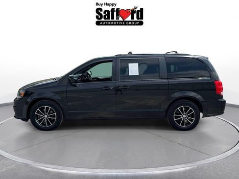 Used 2018 Dodge Grand Caravan GT FWD image 4