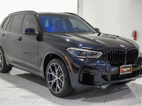 Used 2023 BMW X5 M50i w/ Executive Package image 3