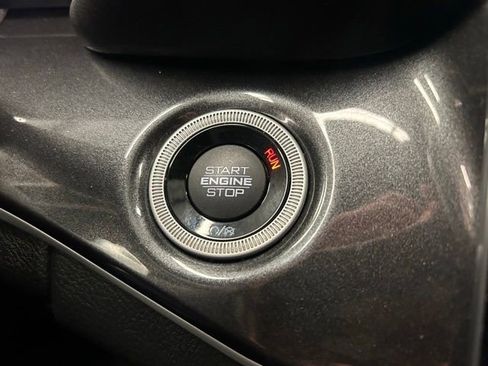 Used 2021 Jeep Grand Cherokee L Laredo image 28