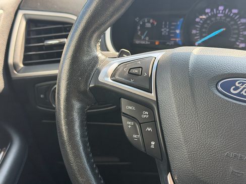 Used 2019 Ford Edge SEL w/ Equipment Group 201A AWD/4WD image 21