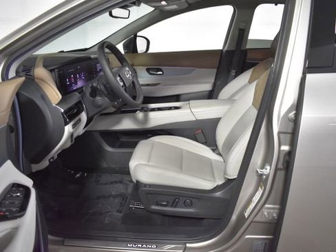 Certified 2025 Nissan Murano Platinum AWD/4WD image 11