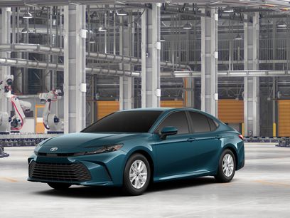 New 2026 Toyota Camry LE w/ Convenience Package