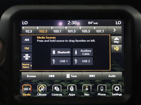 Used 2023 Jeep Gladiator Sport AWD/4WD image 31