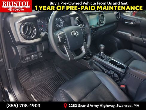 Used 2019 Toyota Tacoma TRD Sport AWD/4WD image 18