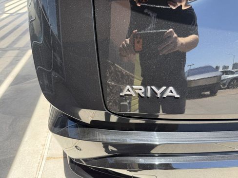 Used 2025 Nissan Ariya FWD image 14